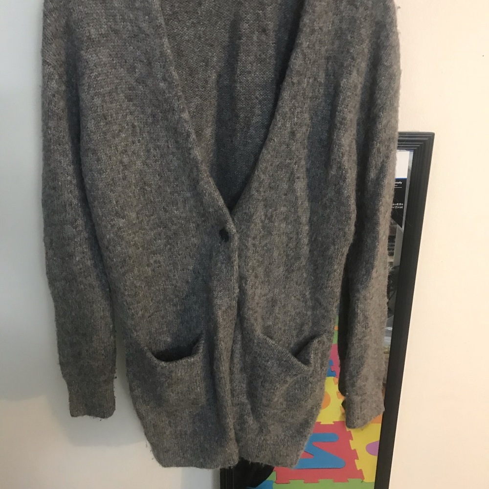 Sweater cardigan